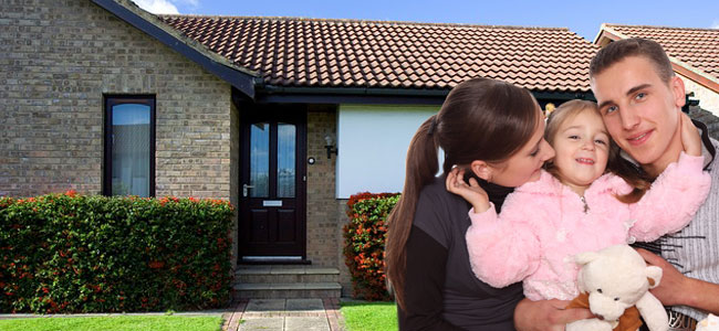 Família realizando sonho da casa própria